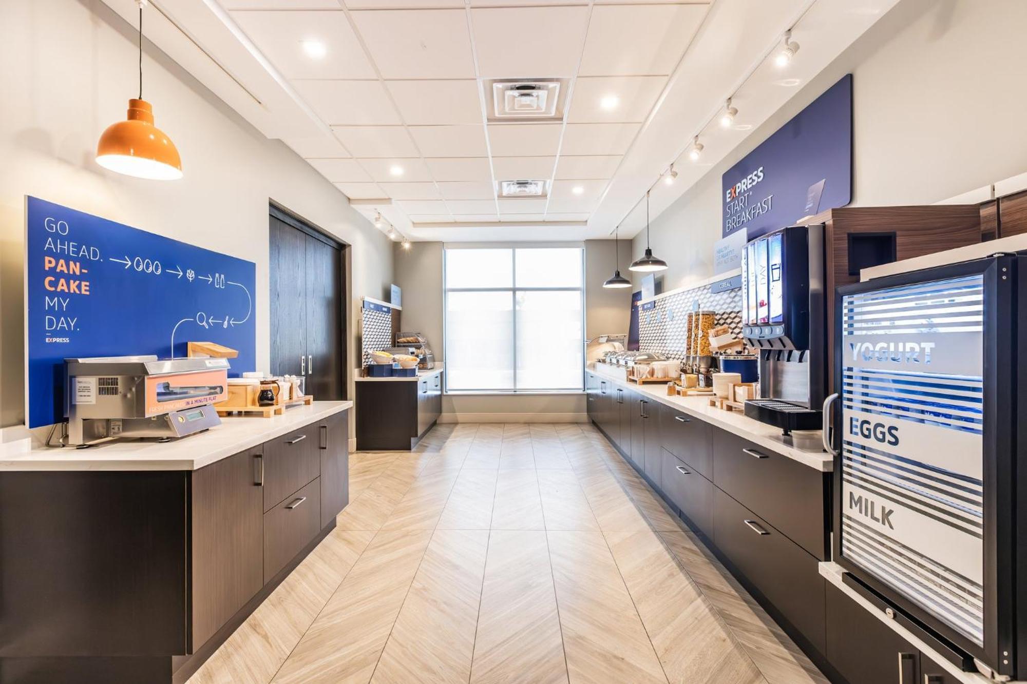 Holiday Inn Express & Suites - Toronto Airport South By Ihg Luaran gambar