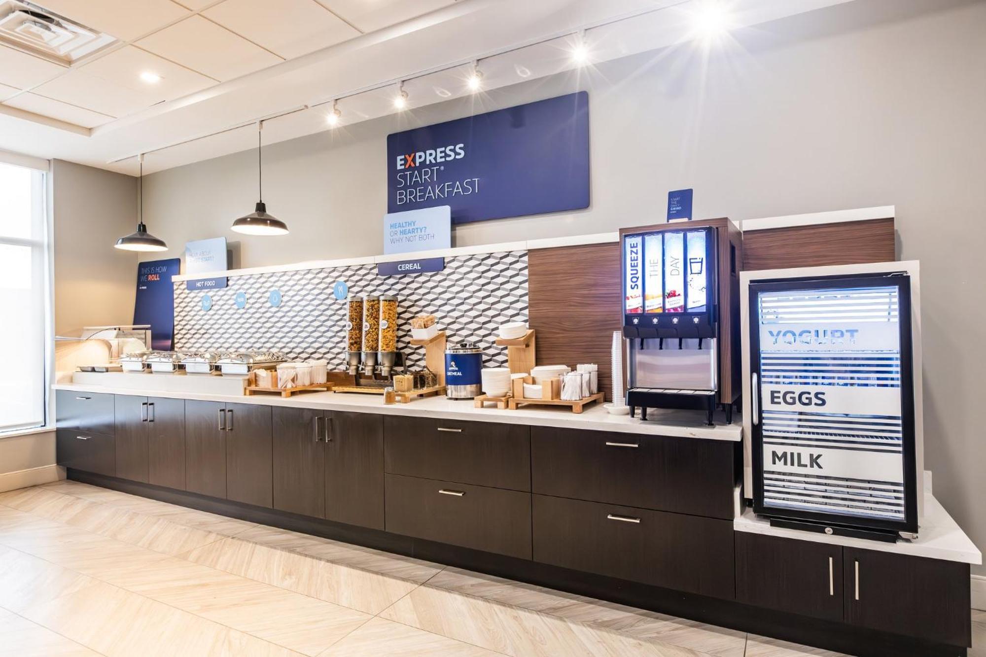 Holiday Inn Express & Suites - Toronto Airport South By Ihg Luaran gambar